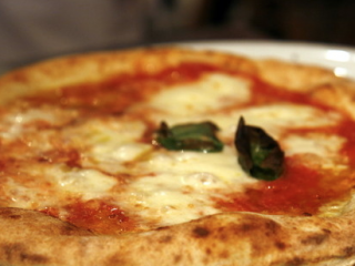 Pizzeria Pancia Piena （ピッツェリア パンチャ ピエーナ）
